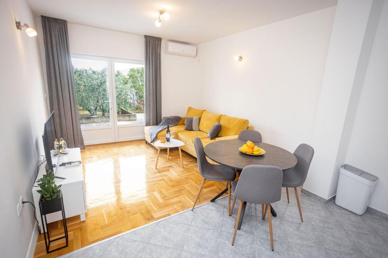 Apartments Veronika トロギール エクステリア 写真