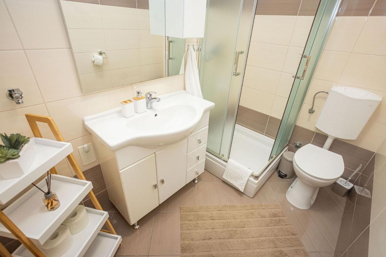 Apartments Veronika トロギール エクステリア 写真