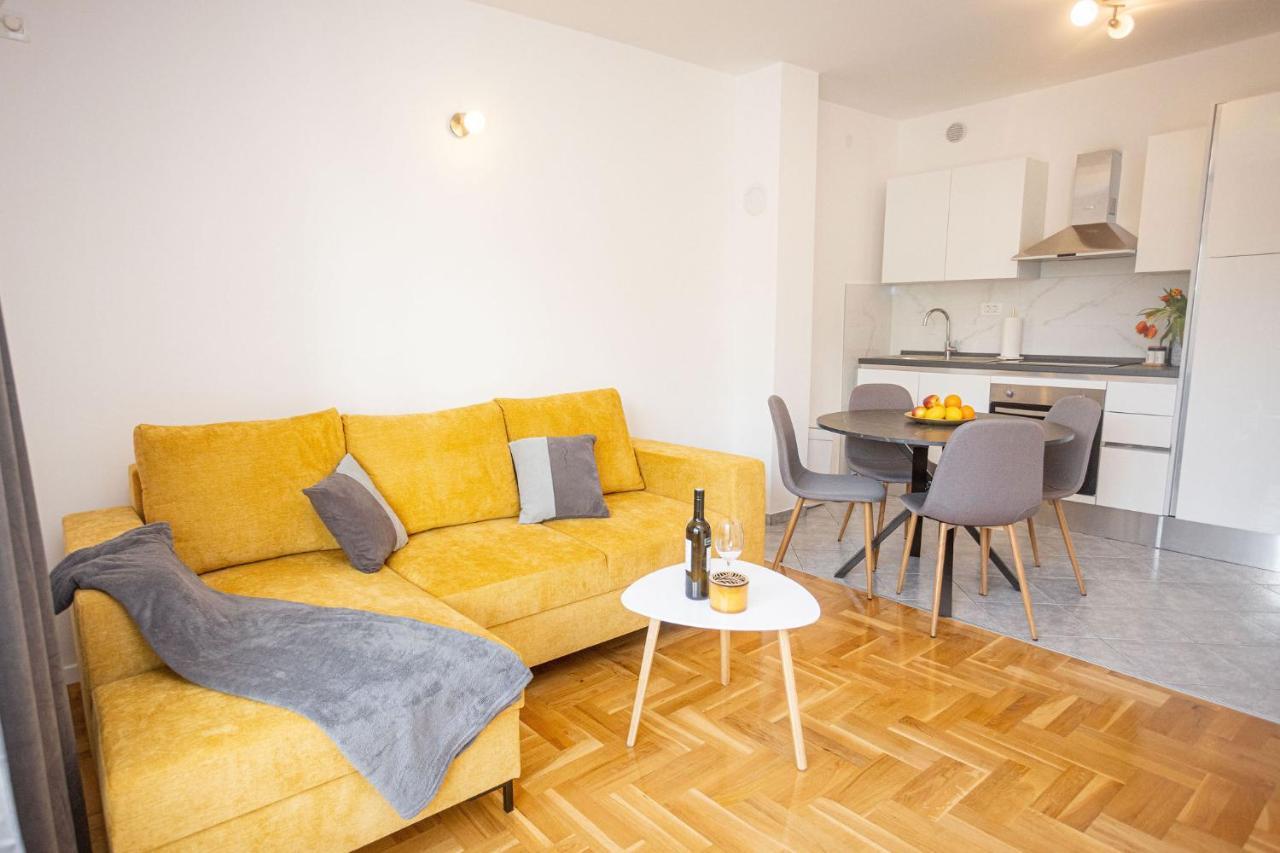 Apartments Veronika トロギール エクステリア 写真