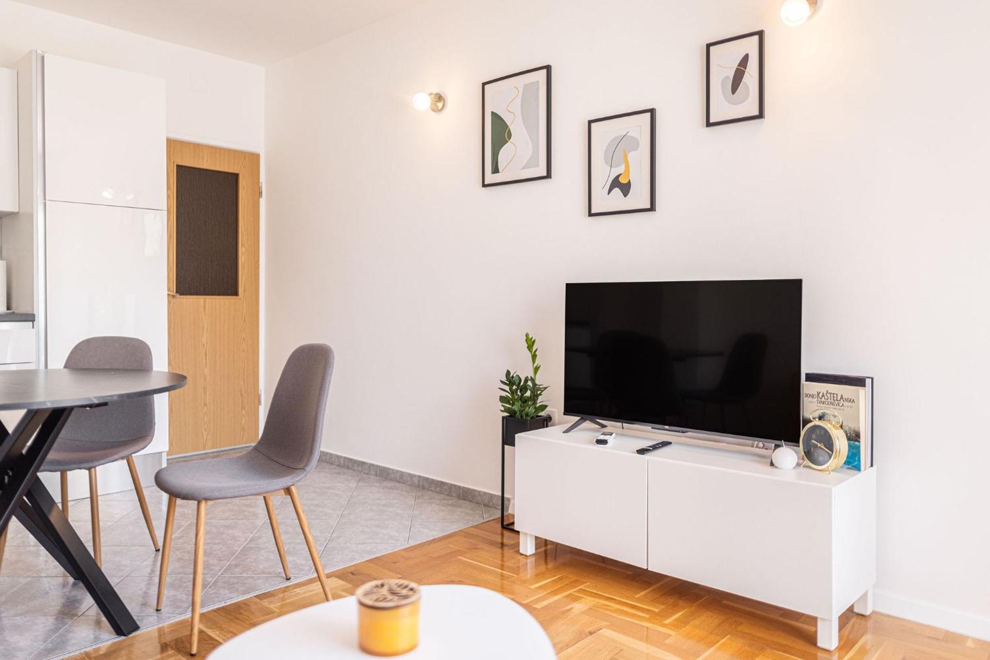 Apartments Veronika トロギール エクステリア 写真