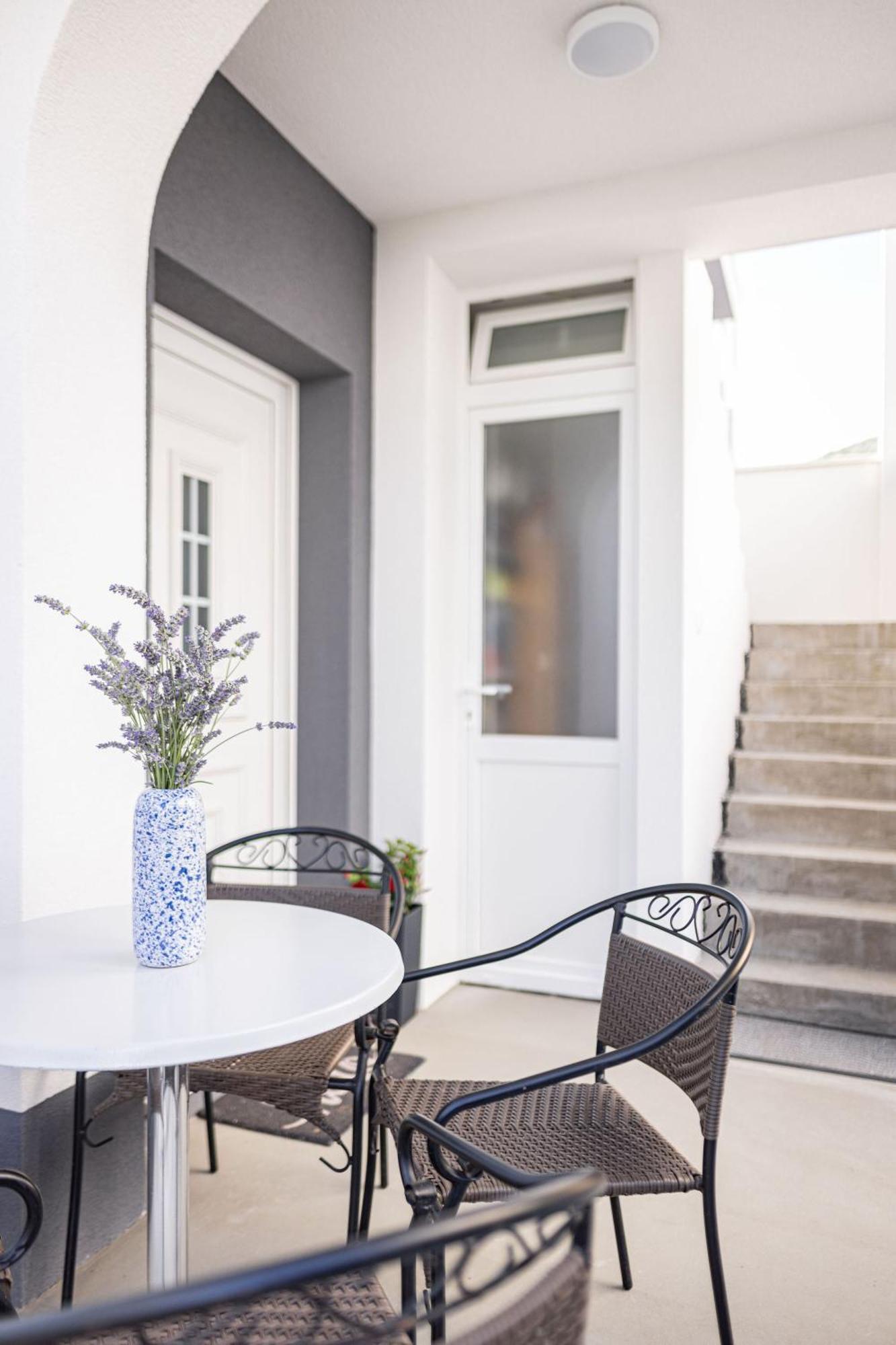 Apartments Veronika トロギール エクステリア 写真