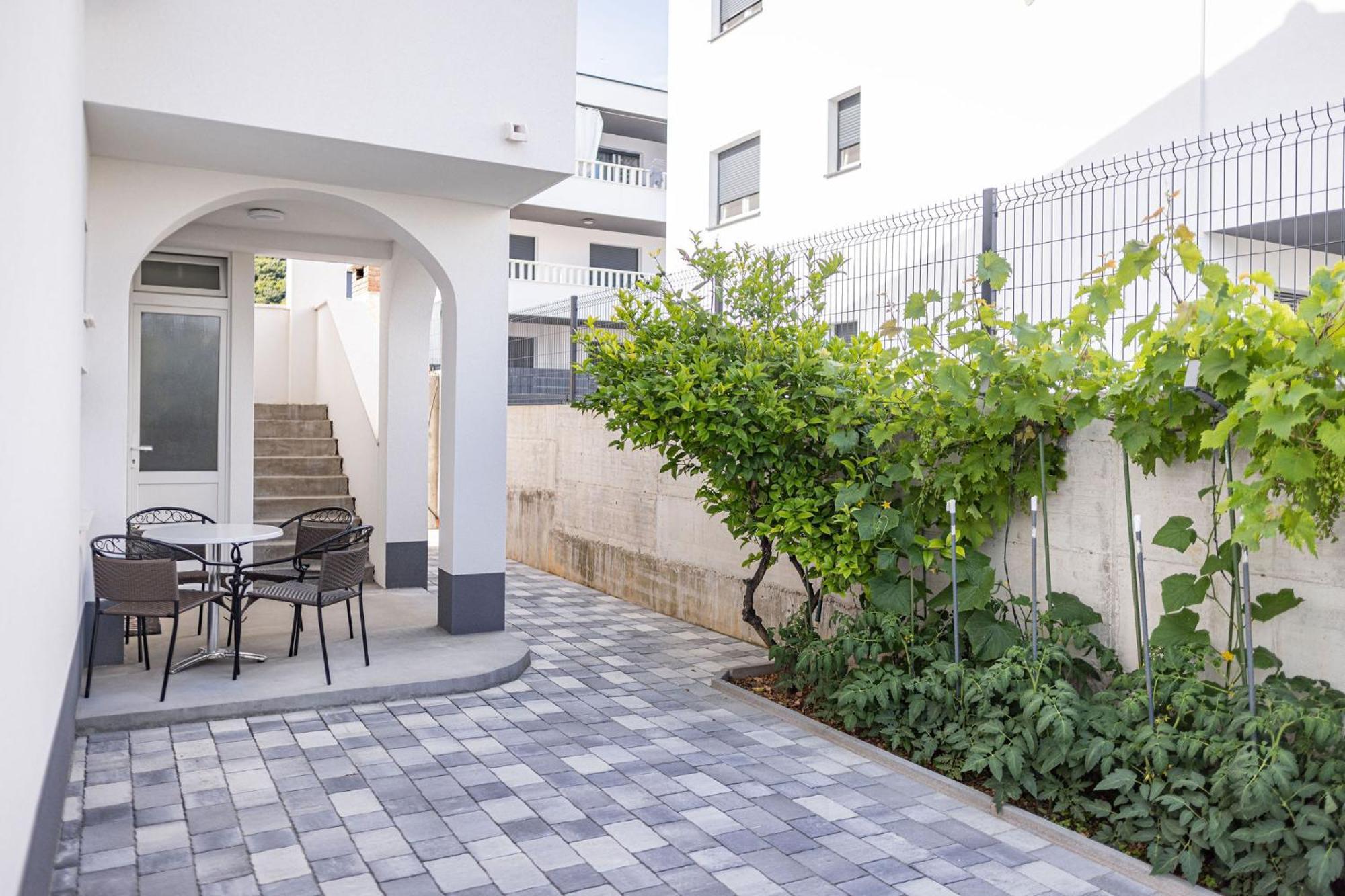 Apartments Veronika トロギール エクステリア 写真